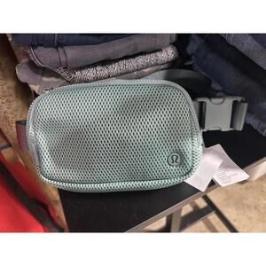 NWT Lululemon Everywhere Belt Bag Knit Mesh Adjustable Strap MSRP $48